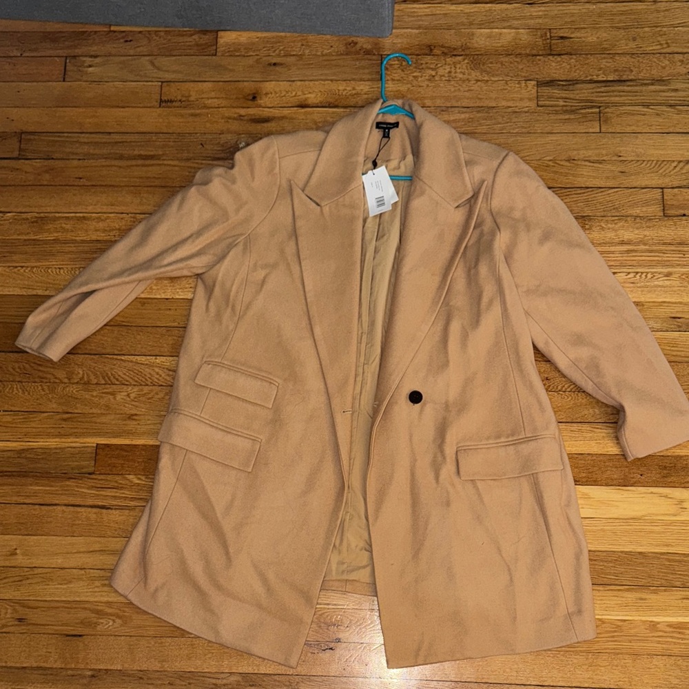 Universal Standard Mid-length Tan 🧥 size Medium